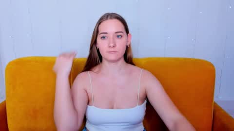 Snapshot of alinawise chatting on 01-22-25, 04:23 alinawise online show from 01-22-25, 04:23