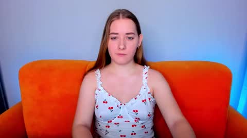 Snapshot of alinawise chatting on 01-27-25, 01:16 alinawise online show from 01-27-25, 01:16