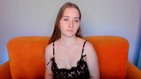 Snapshot of alinawise chatting on 02-10-25, 04:19 alinawise online show from 02-10-25, 04:19