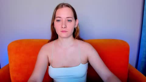 Snapshot of alinawise chatting on 02-17-25, 01:15 alinawise online show from 02-17-25, 01:15