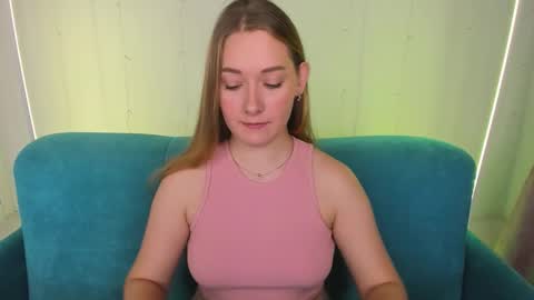 Snapshot of alinawise chatting on 10-23-25, 02:00 alinawise online show from 10-23-25, 02:00