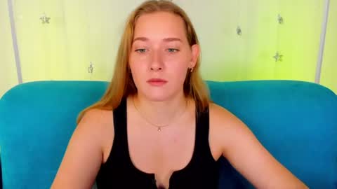 Snapshot of alinawise chatting on 07-06-26, 01:13 alinawise online show from 07-06-26, 01:13
