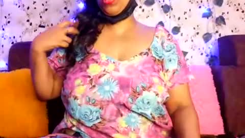 Snapshot of alinna400 chatting on 05-27-26, 01:57 Alinna400 online show from 05-27-26, 01:57