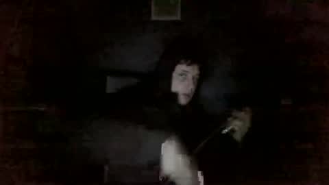 Snapshot of aliprcalica1 chatting on 10-19-25, 08:42 Chris online show from 10-19-25, 08:42