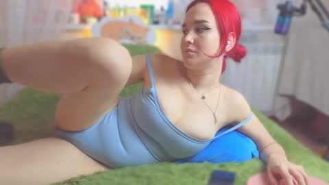 Snapshot of alisa__koma chatting on 12-18-25, 10:32 Alice Post Op online show from 12-18-25, 10:32