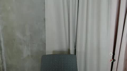 Snapshot of alisa_kiss_ chatting on 12-17-24, 10:44 Shanti xhey online show from 12-17-24, 10:44