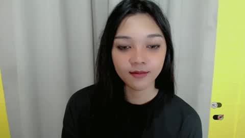 Snapshot of alisa_kiss_ chatting on 12-21-24, 09:33 Shanti xhey online show from 12-21-24, 09:33