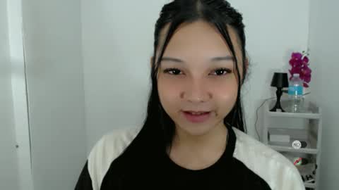 Shanti xhey online show from 04-13-26, 04:12