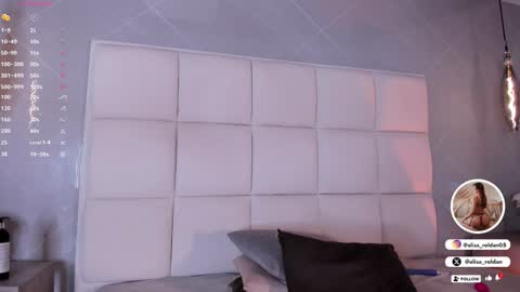 Snapshot of alisa_roldan chatting on 12-20-24, 03:21 online show from 12-20-24, 03:21