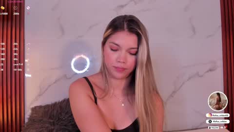 Snapshot of alisa_roldan chatting on 01-09-25, 06:15 online show from 01-09-25, 06:15