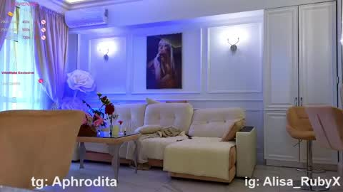 Snapshot of alisa_ruby chatting on 04-15-26, 08:32 Alisa online show from 04-15-26, 08:32