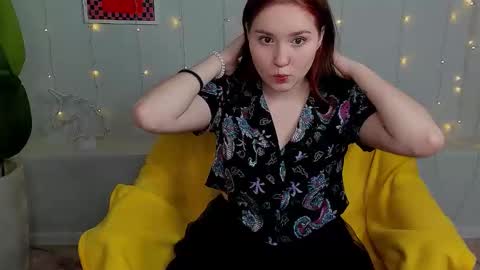 Snapshot of alisa_shybaby chatting on 10-22-25, 08:14 alisa_shybaby online show from 10-22-25, 08:14