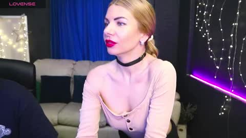 Snapshot of alisaaleks chatting on 01-29-25, 01:17 Alisa Aleks online show from 01-29-25, 01:17