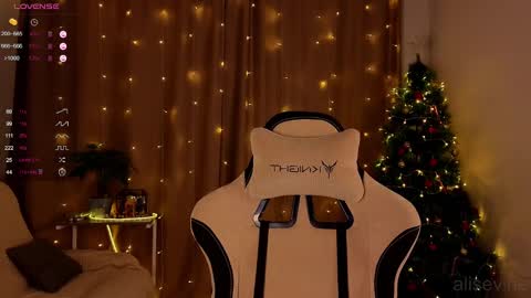 Alisa online show from 01-06-25, 06:31