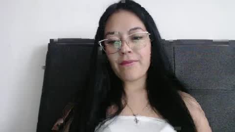 Snapshot of alisha_9997 chatting on 10-01-25, 09:32 alisha_9997 online show from 10-01-25, 09:32