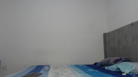 Snapshot of alisha_charm1 chatting on 01-09-26, 09:27 Alisha charm1 online show from 01-09-26, 09:27