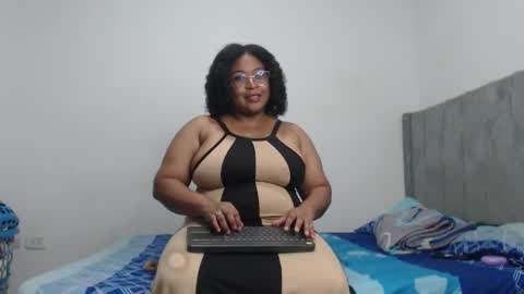 Snapshot of alisha_charm1 chatting on 01-10-26, 07:48 Alisha charm1 online show from 01-10-26, 07:48