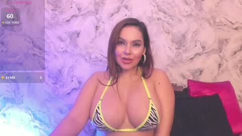 Snapshot of alisha_indira_ chatting on 12-07-24, 10:34 Andrea online show from 12-07-24, 10:34