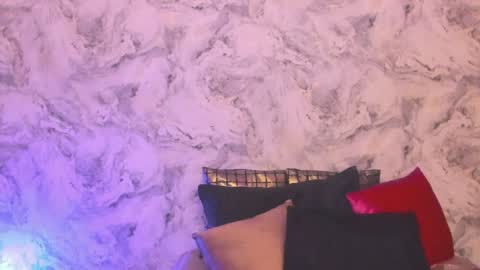 Snapshot of alisha_indira_ chatting on 01-04-25, 03:07 Andrea online show from 01-04-25, 03:07