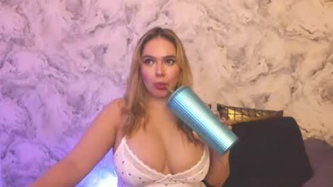 Snapshot of alisha_indira_ chatting on 02-24-25, 04:16 Andrea online show from 02-24-25, 04:16