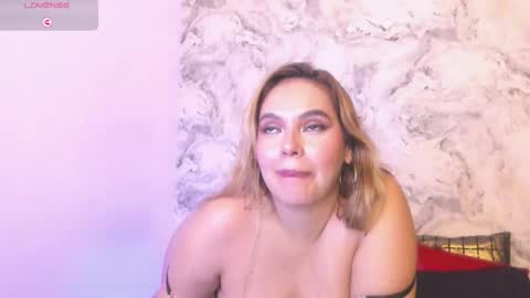 Snapshot of alisha_indira_ chatting on 02-24-25, 07:22 Andrea online show from 02-24-25, 07:22