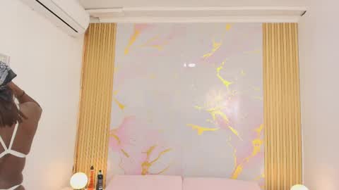 Snapshot of alishadixon chatting on 10-13-25, 12:16 Alisha online show from 10-13-25, 12:16