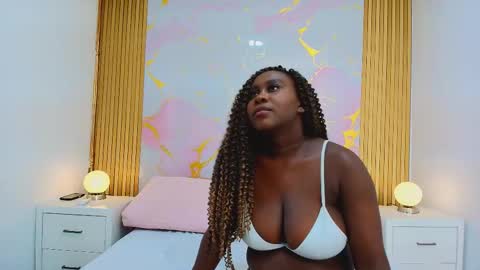 Snapshot of alishadixon chatting on 10-17-25, 12:08 Alisha online show from 10-17-25, 12:08