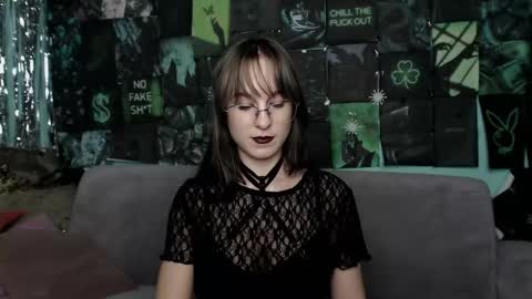 alishakelly online show from 11-27-25, 06:04