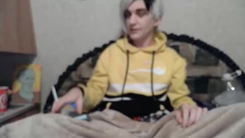 Alisha online show from 12-17-25, 02:17