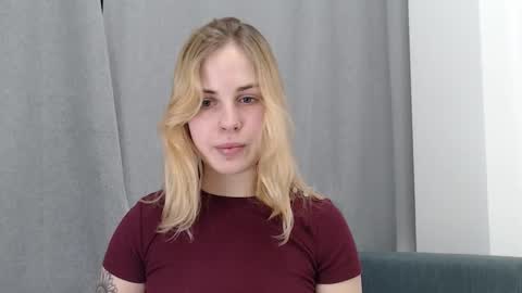 Snapshot of alismoona chatting on 02-21-26, 05:47 Alisa online show from 02-21-26, 05:47