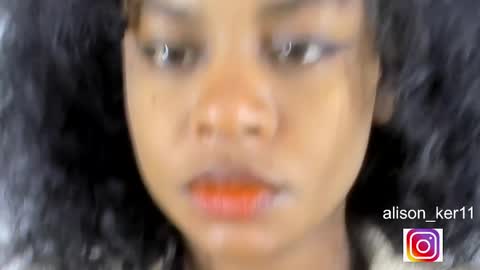 Snapshot of alison_ker chatting on 05-10-26, 08:52 Sofias house online show from 05-10-26, 08:52