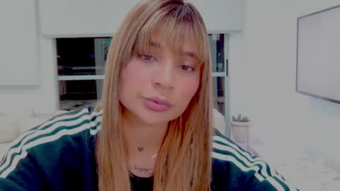 Snapshot of alisondiaz_ chatting on 12-25-24, 01:42 Alison diaz online show from 12-25-24, 01:42
