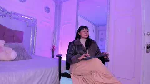 Alison Fishert online show from 12-19-24, 11:39