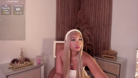 Alison Moon  online show from 12-08-24, 11:19