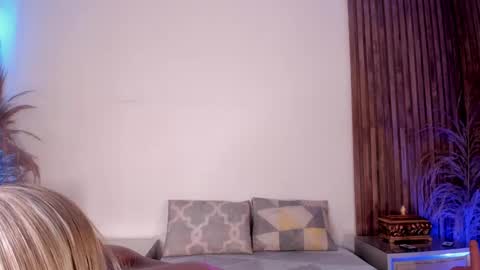 Alison Moon  online show from 01-11-25, 10:51