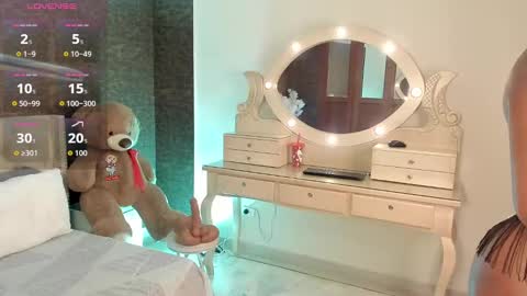 Alison Moon  online show from 10-03-25, 10:51