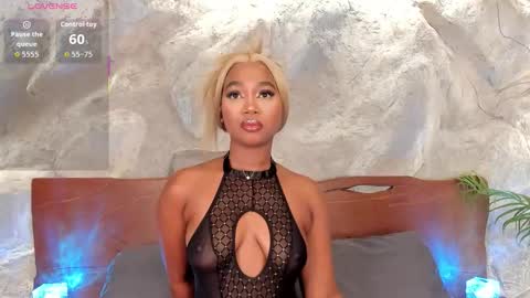 Alison Moon  online show from 12-19-25, 10:17