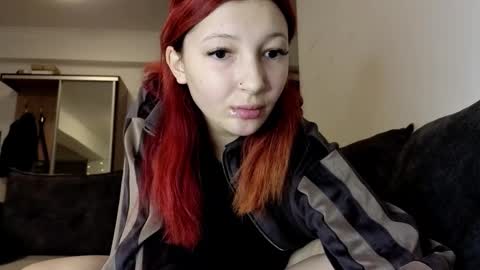 alissa_kiss_ online show from 10-05-25, 05:11