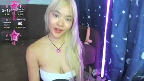 Snapshot of alissa_skyy chatting on 07-17-26, 10:14 Alissa Sky online show from 07-17-26, 10:14