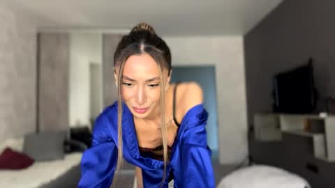 Alissa online show from 05-14-26, 02:02