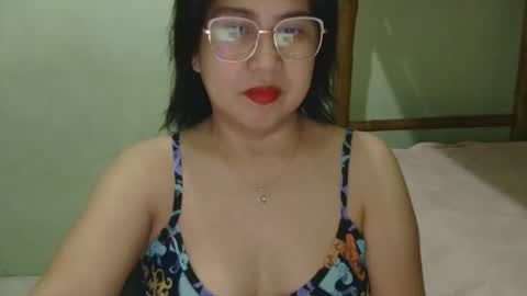 alissalove18 online show from 04-30-26, 09:26