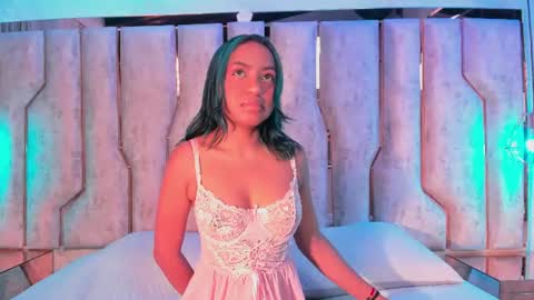 Snapshot of alisse_myers chatting on 07-25-26, 03:15 alisse_myers online show from 07-25-26, 03:15