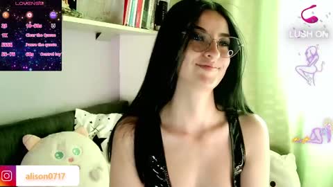 Snapshot of alisson_071989 chatting on 01-08-25, 05:05 Ali online show from 01-08-25, 05:05