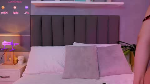 alisson_81 online show from 12-04-25, 03:05