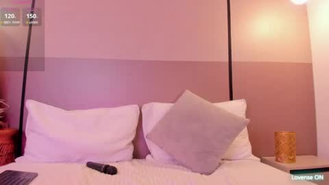 alisson_81 online show from 03-21-26, 08:19