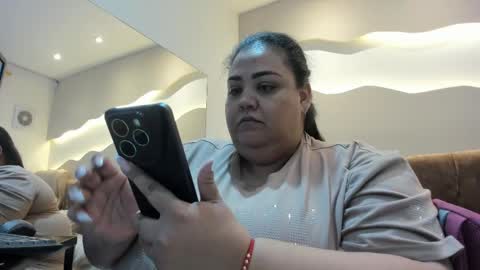 Alisson online show from 05-10-26, 01:05