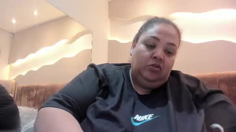 Alisson online show from 06-18-26, 11:36