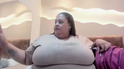 Alisson online show from 06-19-26, 11:36