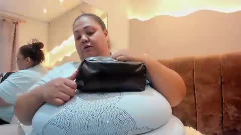 Alisson online show from 06-25-26, 11:26