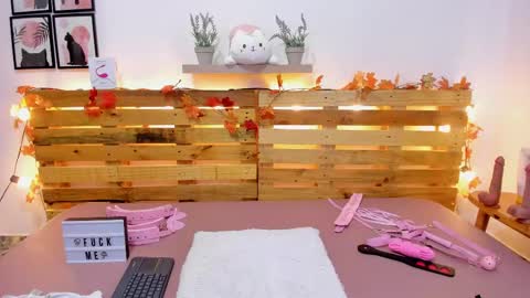 Alisson  online show from 02-23-25, 01:10